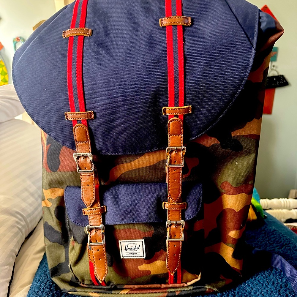 Herschel Retreat Backpack